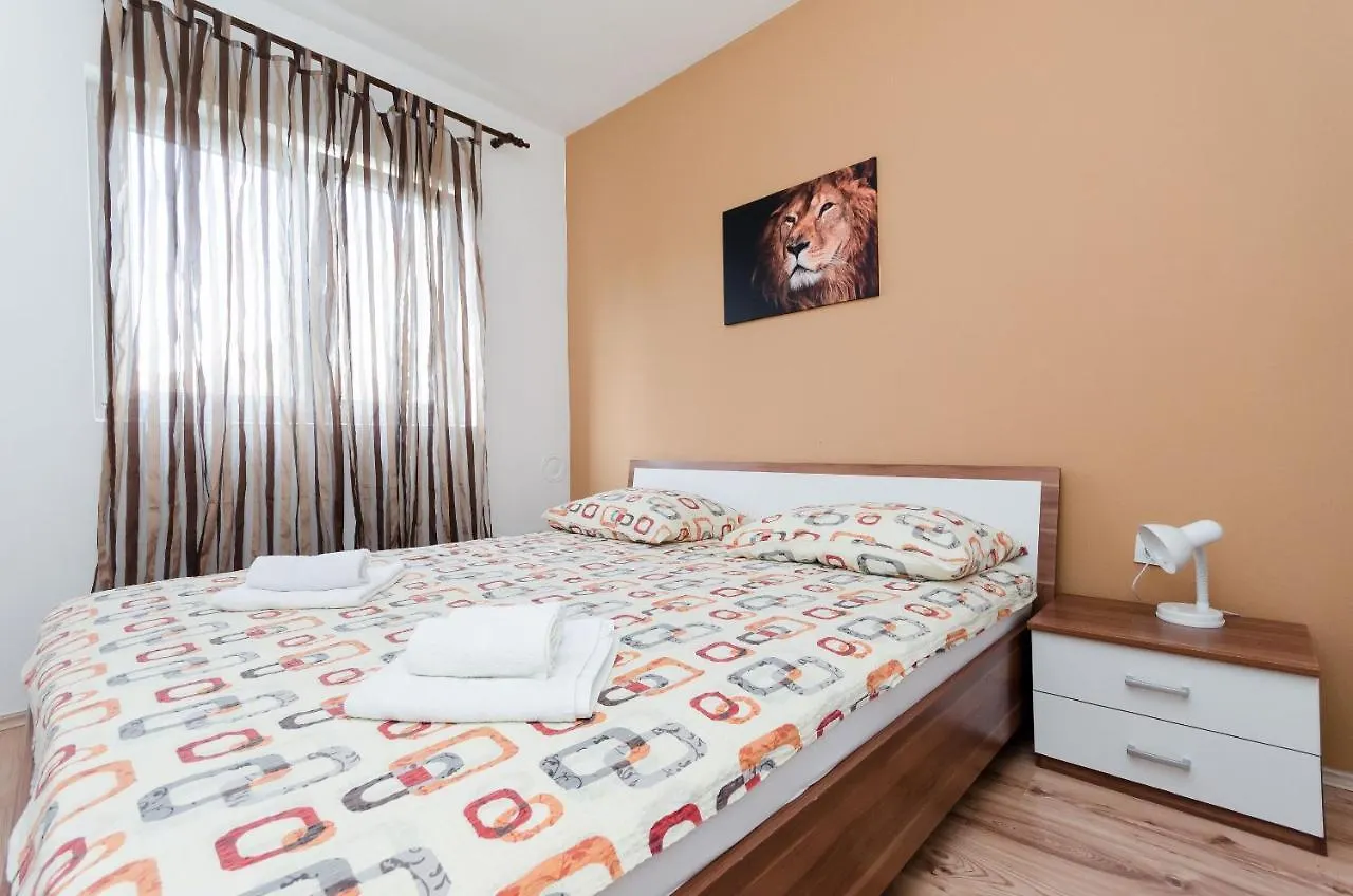 Apartments Nada Palit